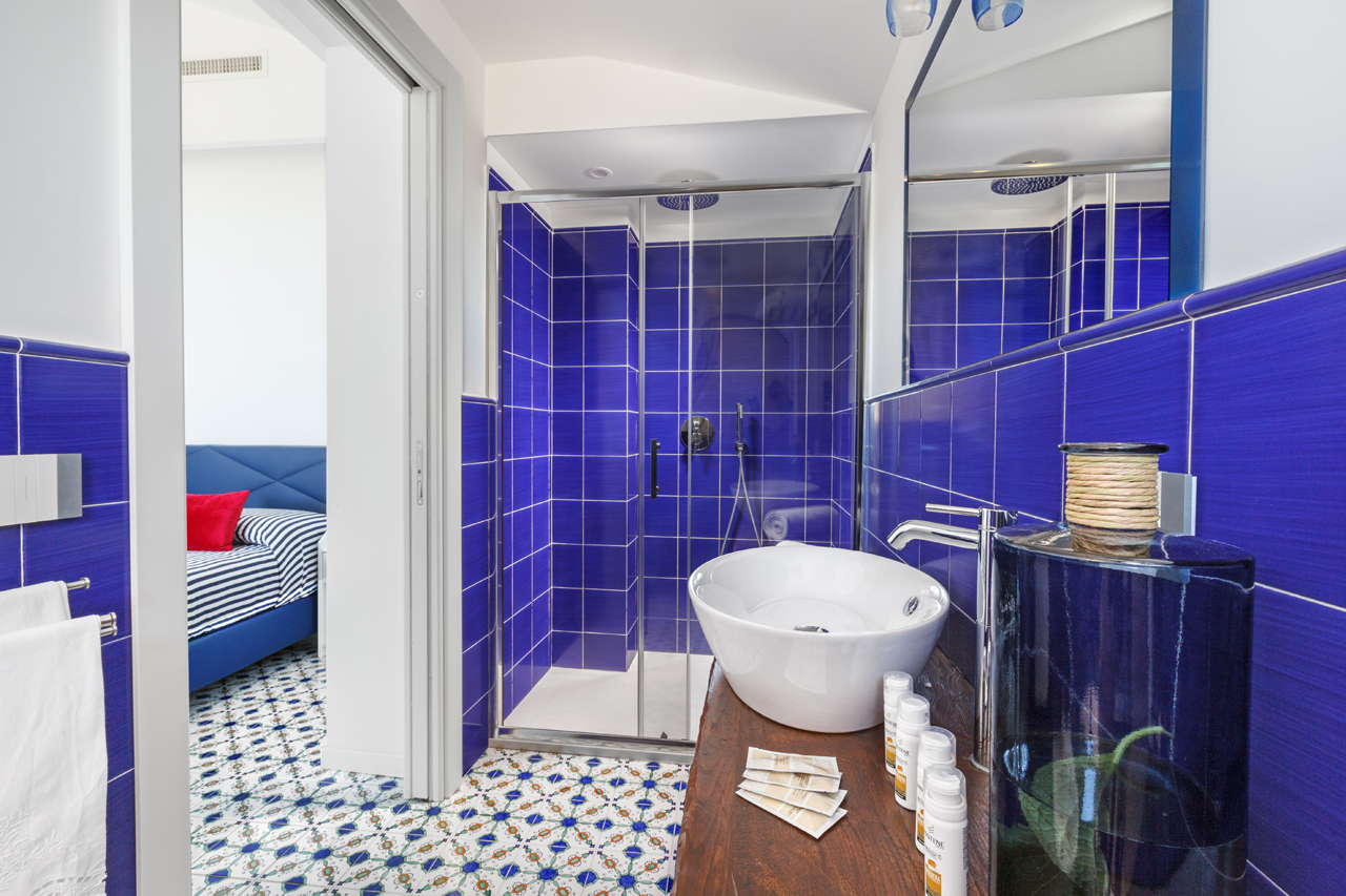 10camera-positano-sorrento-coast-villa-crapolla.jpg